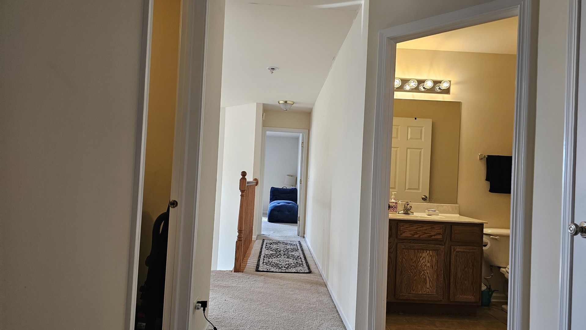 1268 Bradley Circle, Elgin, IL 60120