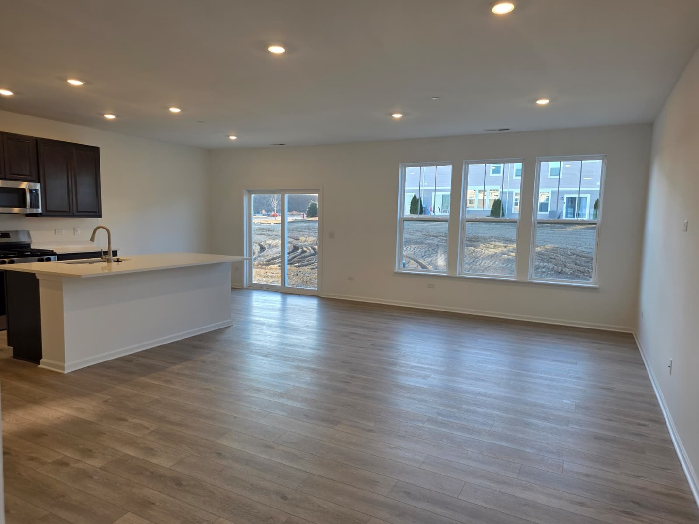 248 Cooney Way, Oswego, IL 60543