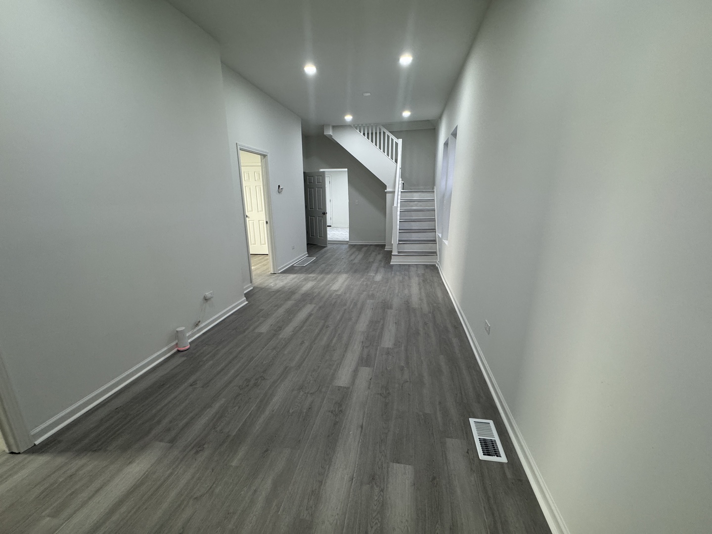 11333 S Edbrooke Avenue, Chicago, IL 60628