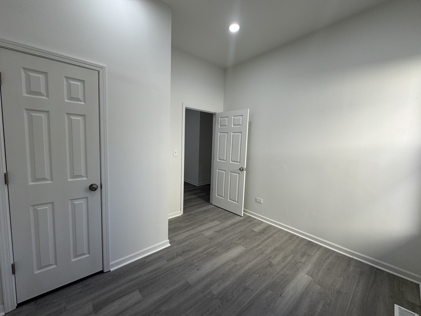 11333 S Edbrooke Avenue, Chicago, IL 60628