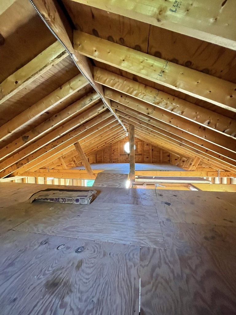 325 Columbia Avenue, Des Plaines, IL 60016