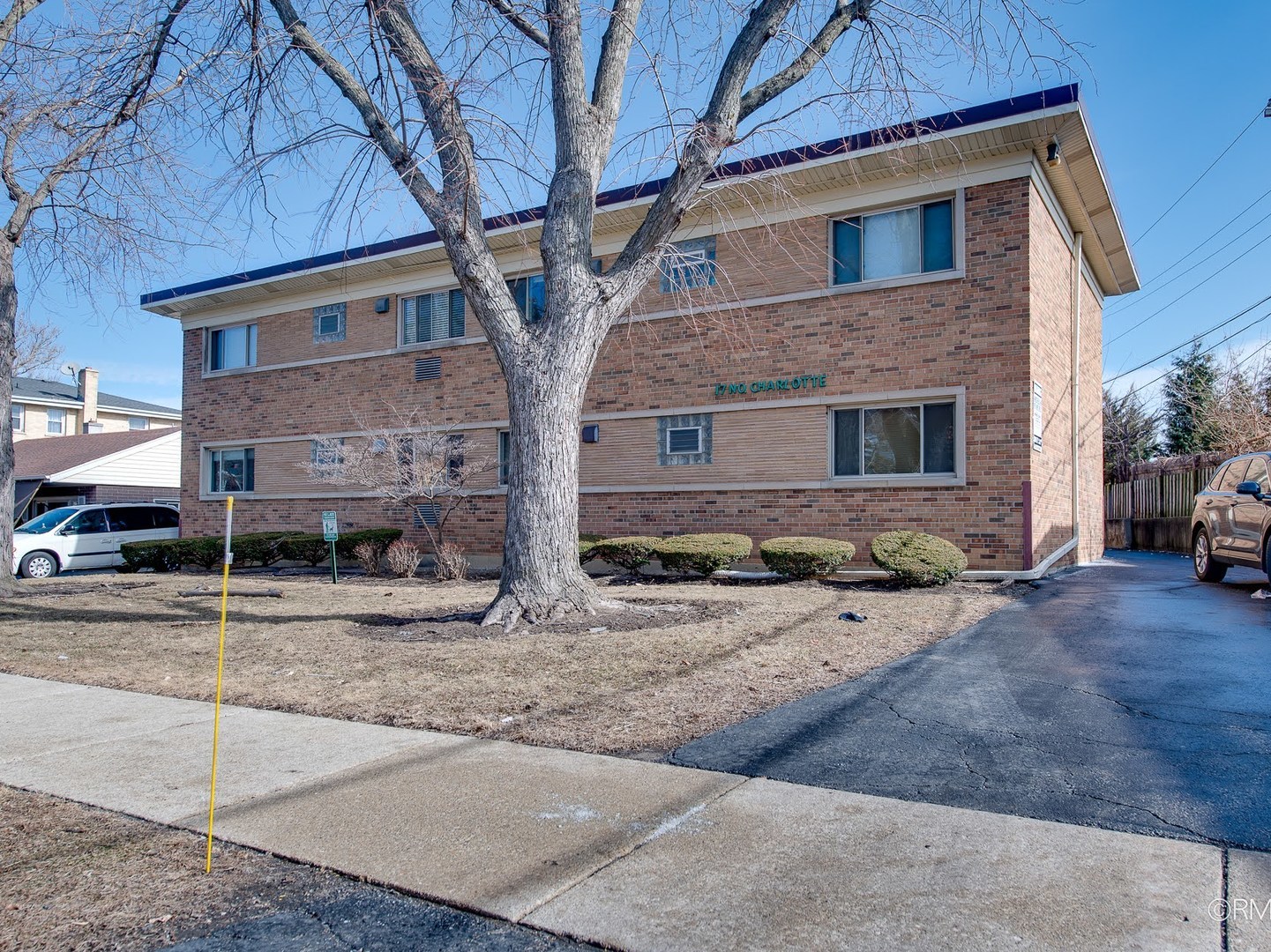 17 N Charlotte Street #L, Lombard, IL 60148