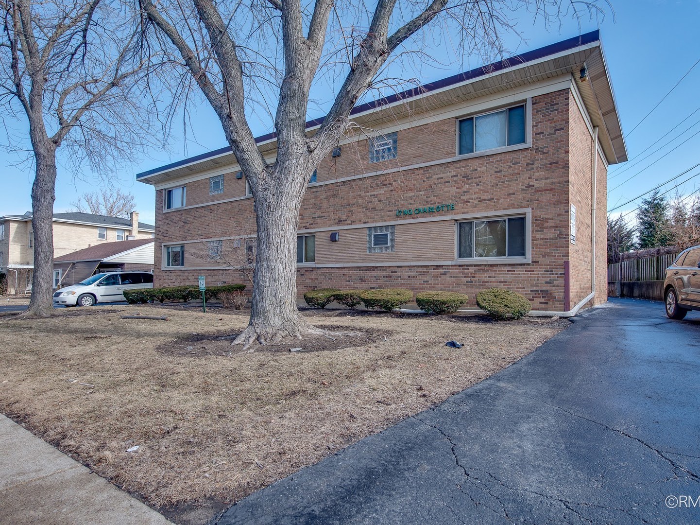 17 N Charlotte Street #L, Lombard, IL 60148