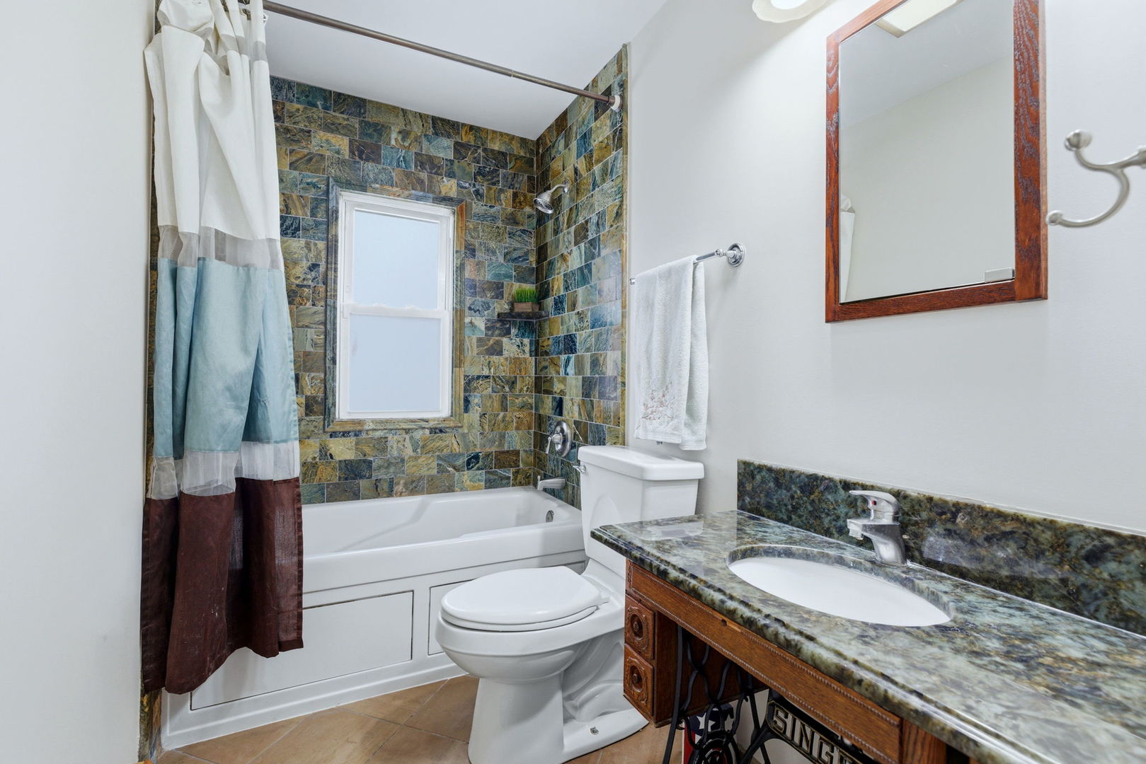 4007 N Washington Street, Westmont, IL 60559