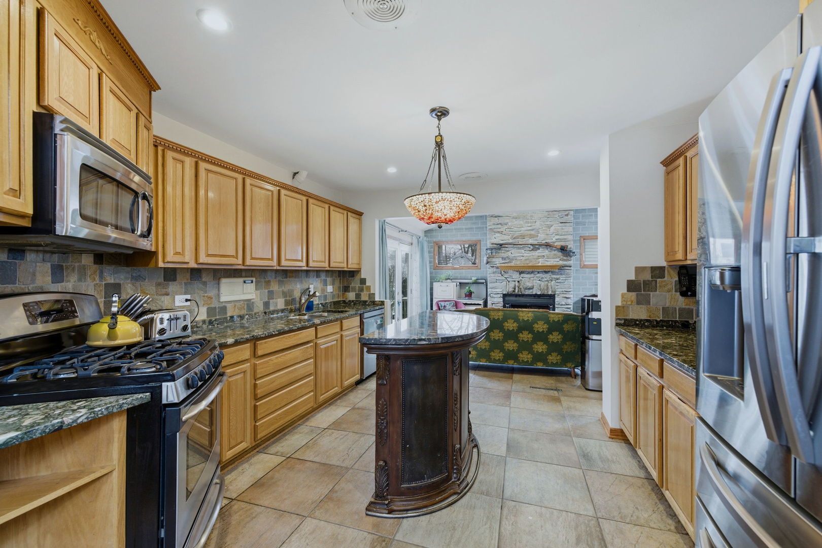 4007 N Washington Street, Westmont, IL 60559