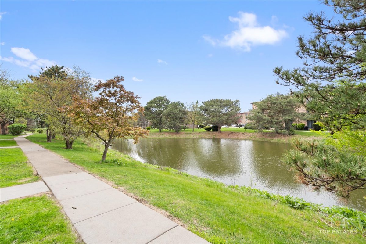 1538 Crimson Lane, Palatine, IL 60074