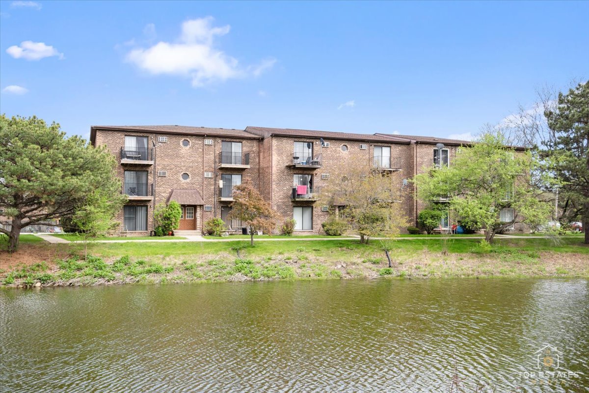 1538 Crimson Lane, Palatine, IL 60074