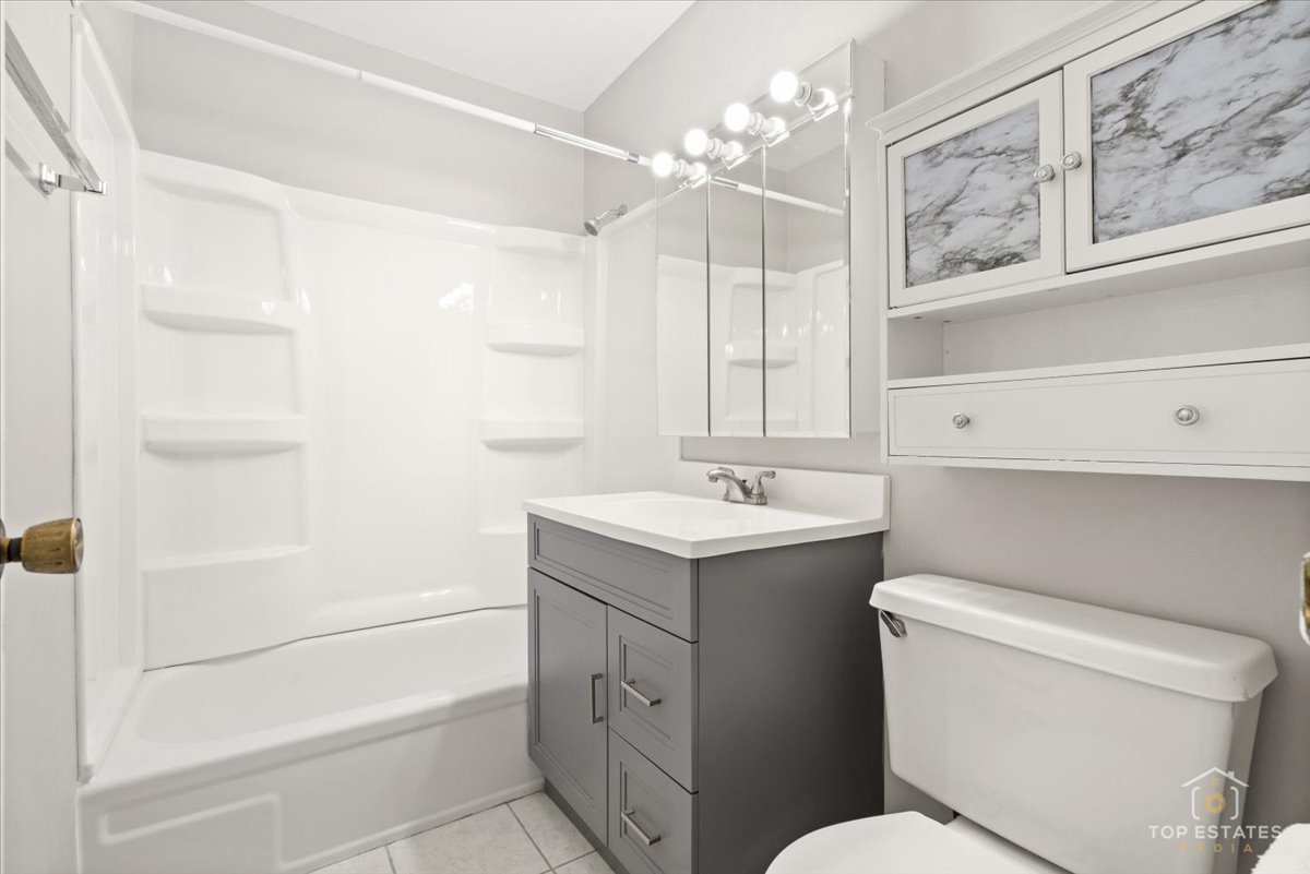 1538 Crimson Lane, Palatine, IL 60074