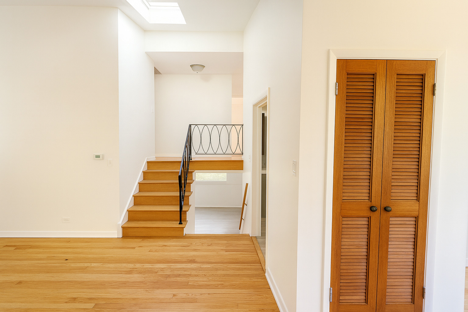 8557 N National Avenue #0, Niles, IL 60714