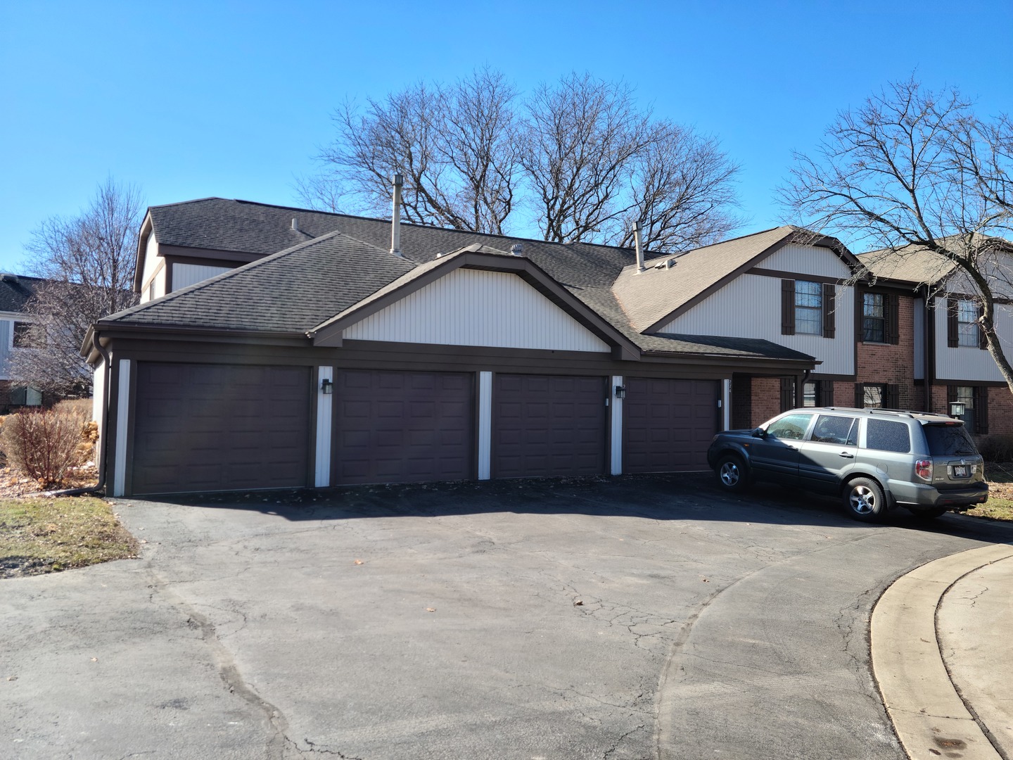 274 Buckingham Court #D1, Schaumburg, IL 60193