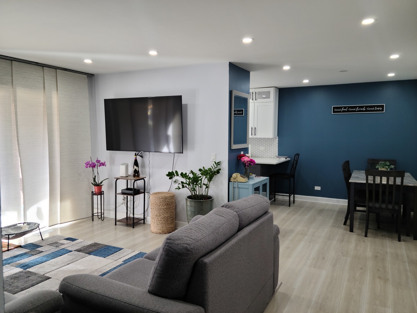 274 Buckingham Court #D1, Schaumburg, IL 60193