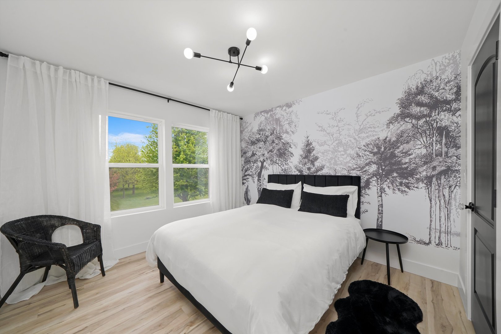 413 N Sycamore Lane, North Aurora, IL 60542