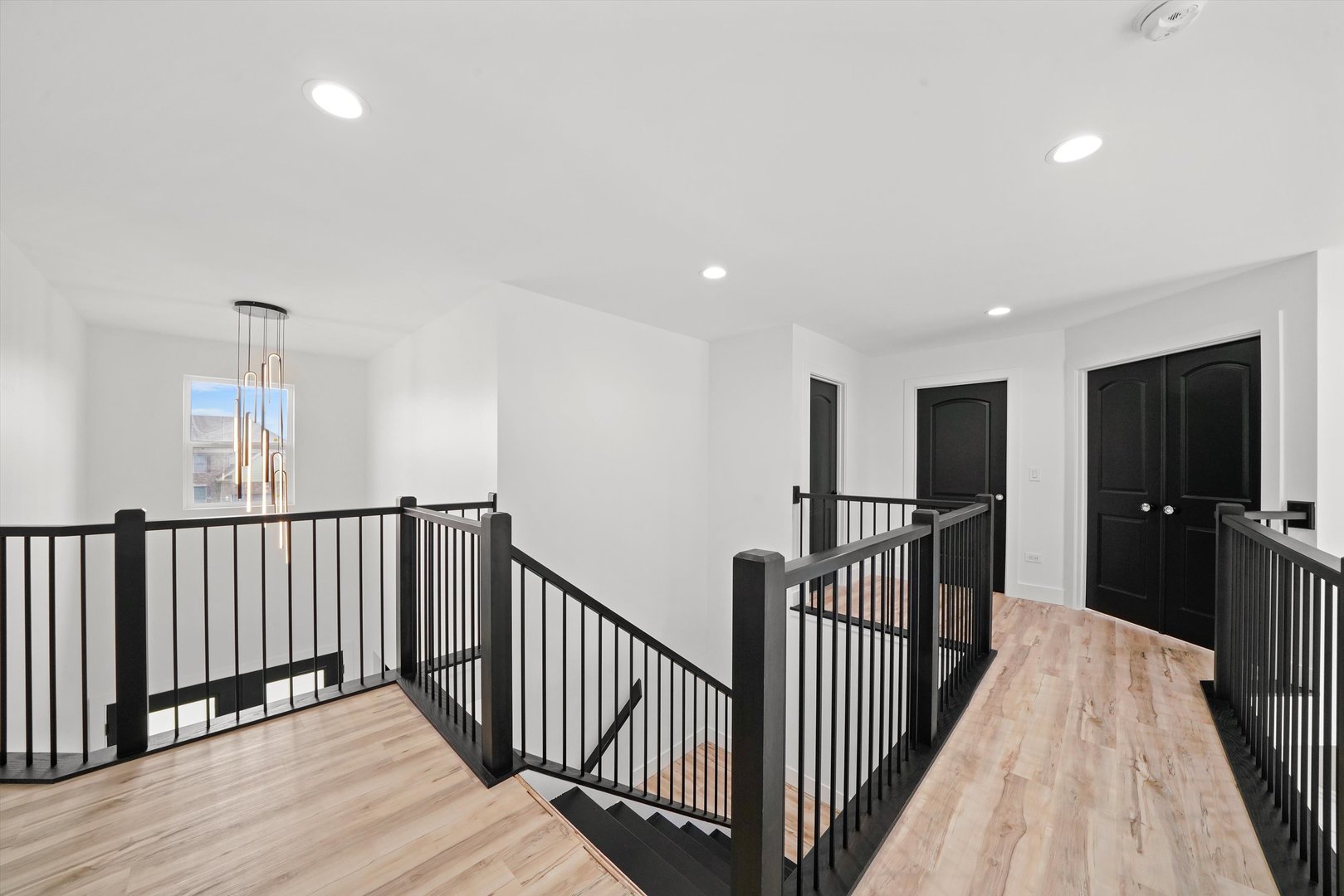 413 N Sycamore Lane, North Aurora, IL 60542