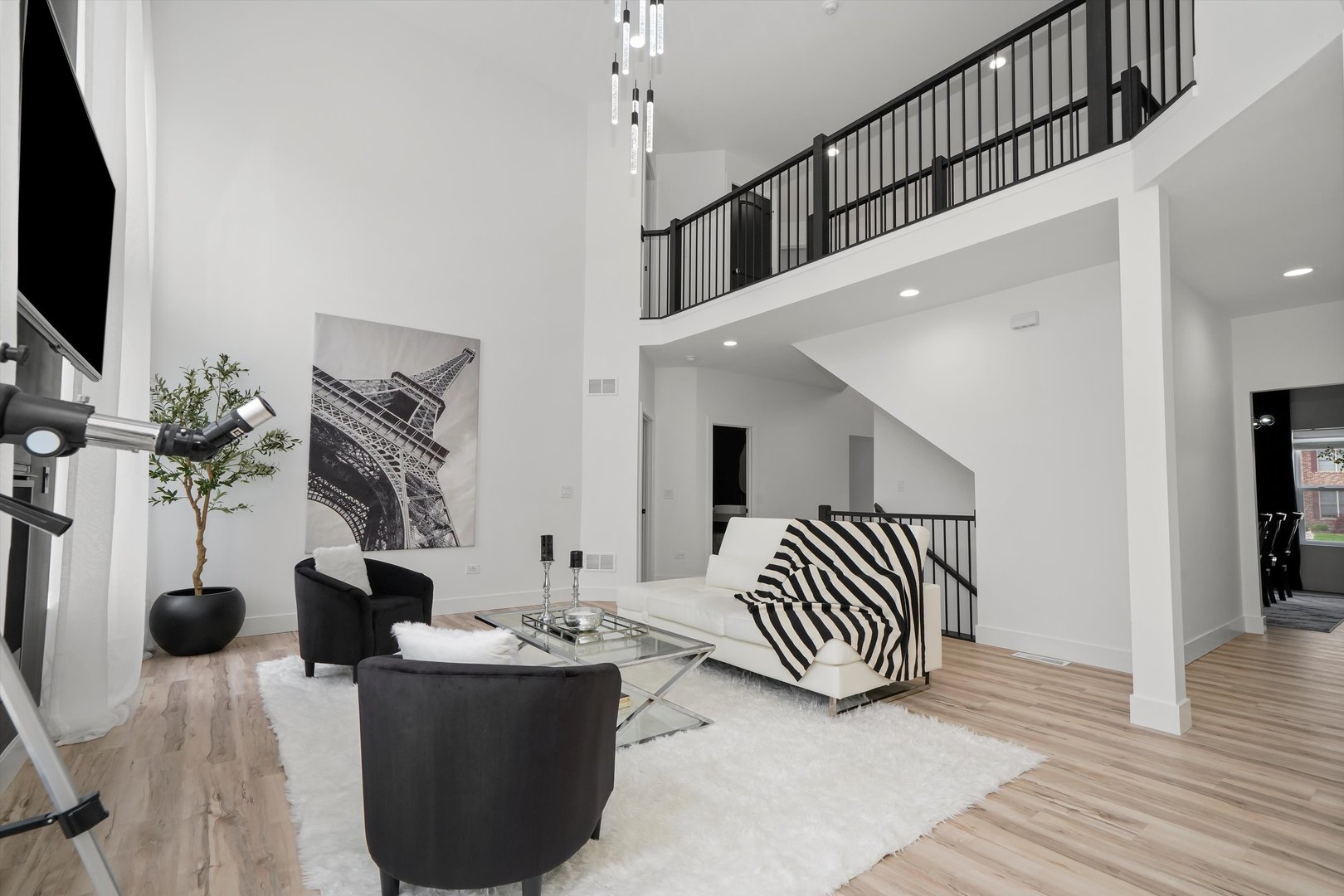 413 N Sycamore Lane, North Aurora, IL 60542