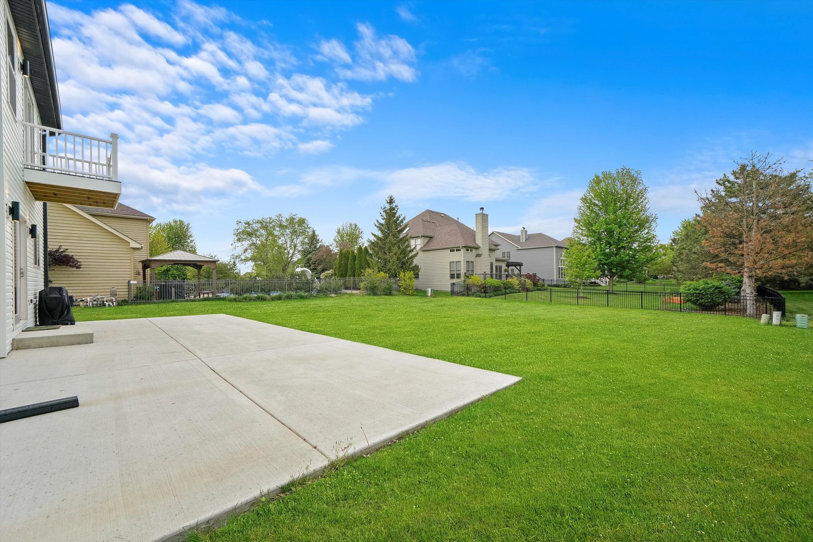 413 N Sycamore Lane, North Aurora, IL 60542