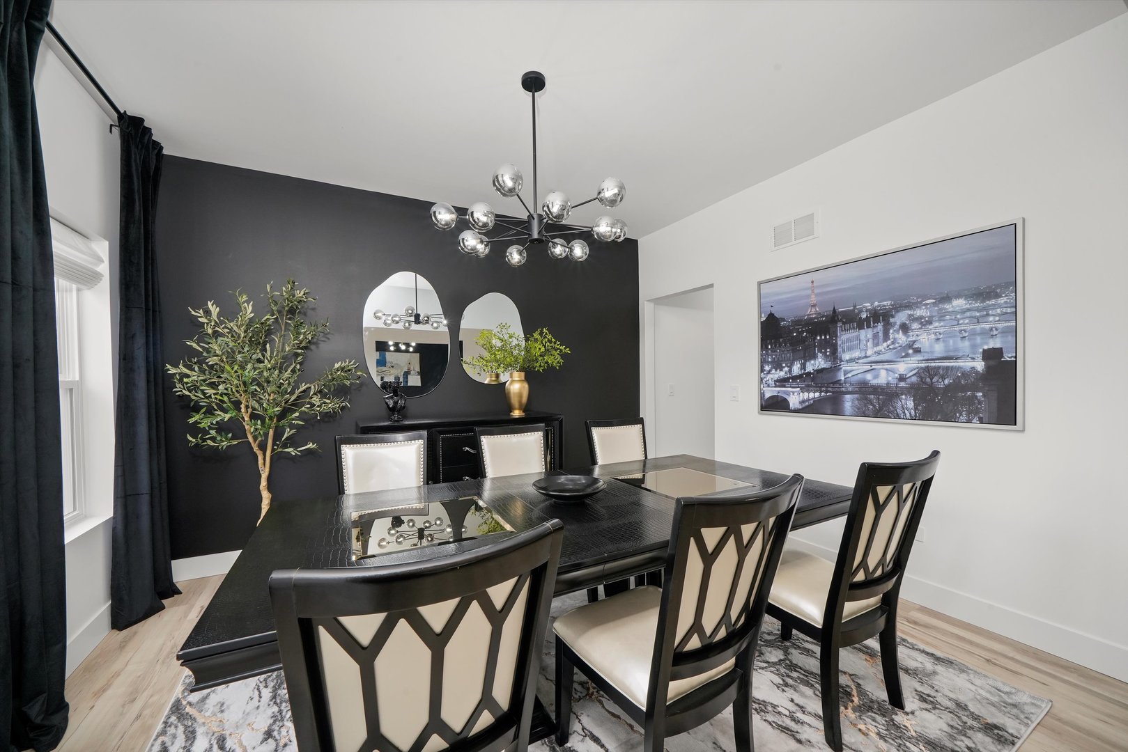 413 N Sycamore Lane, North Aurora, IL 60542