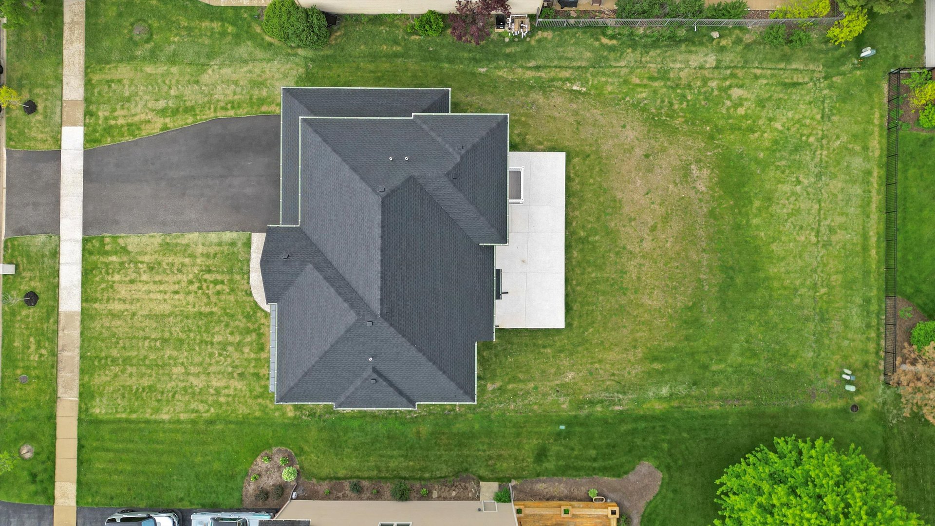 413 N Sycamore Lane, North Aurora, IL 60542