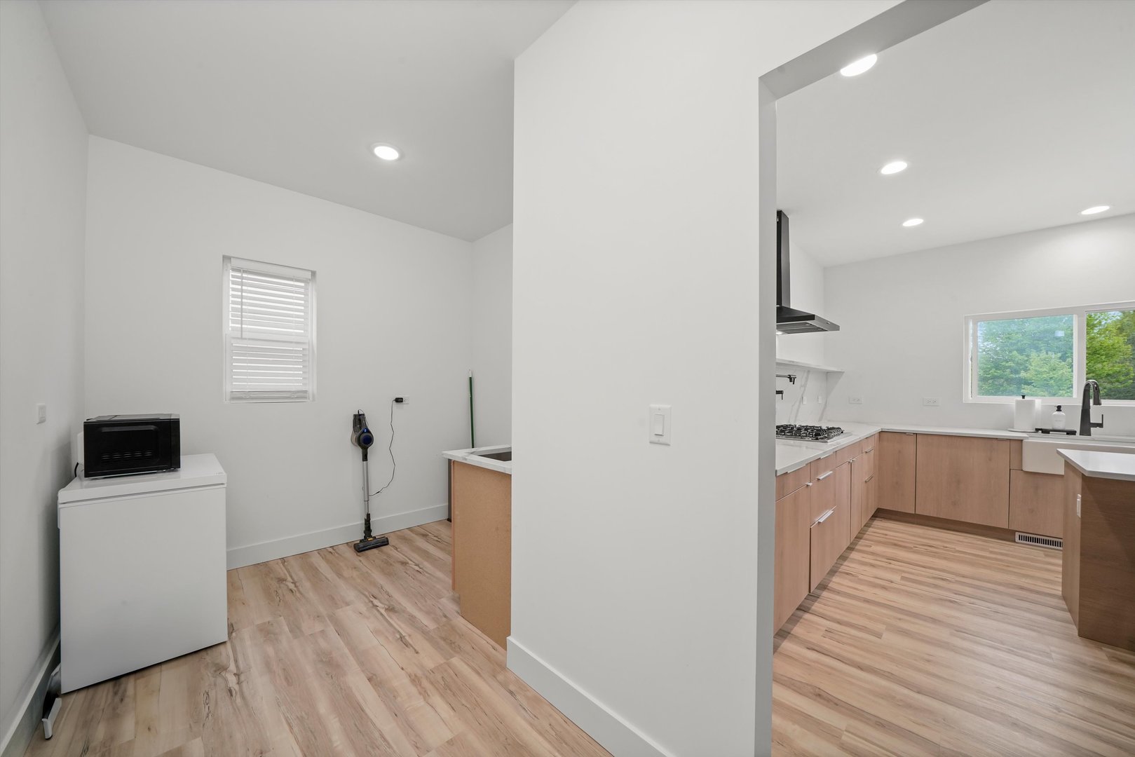 413 N Sycamore Lane, North Aurora, IL 60542