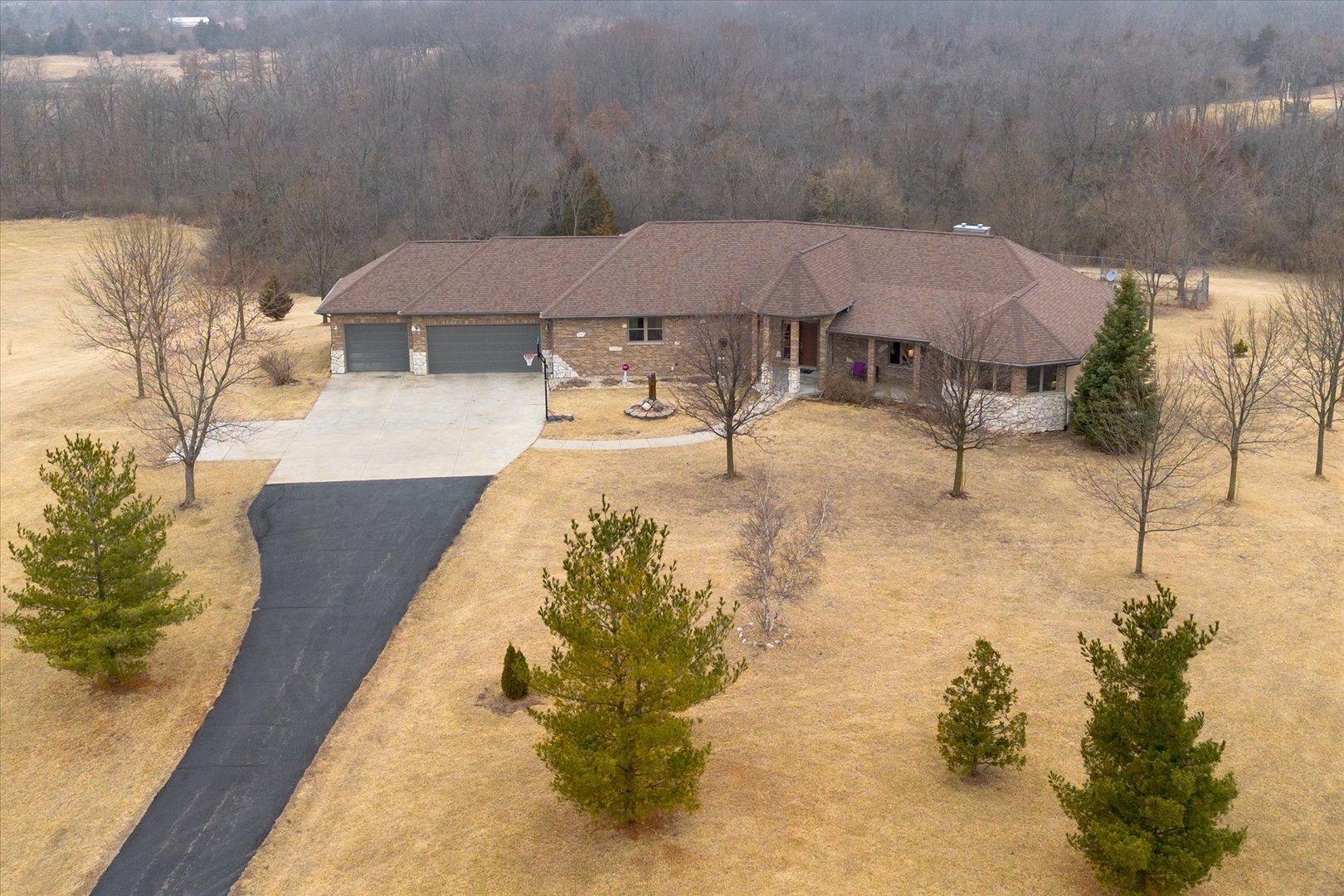 2935 Cottonwood Lane, Marseilles, IL 61341