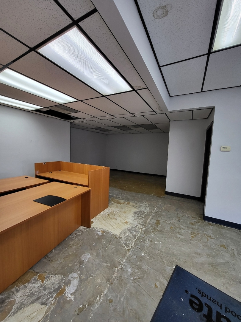 7851 Ogden Avenue #D, Lyons, IL 60534