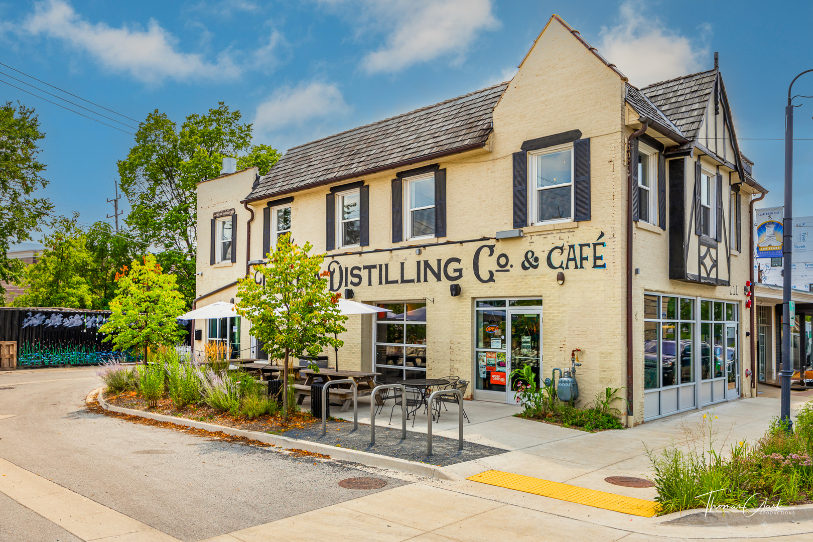 423 Park Avenue #C, Clarendon Hills, IL 60514