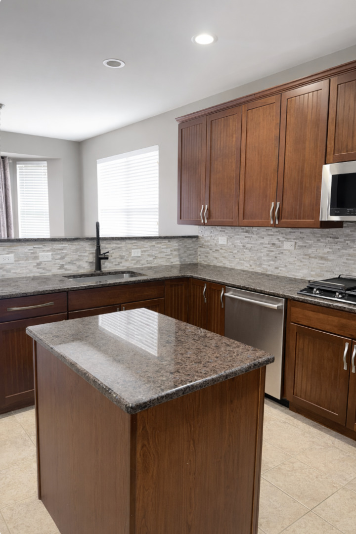 851 Autumn Grove Court, Round Lake, IL 60073