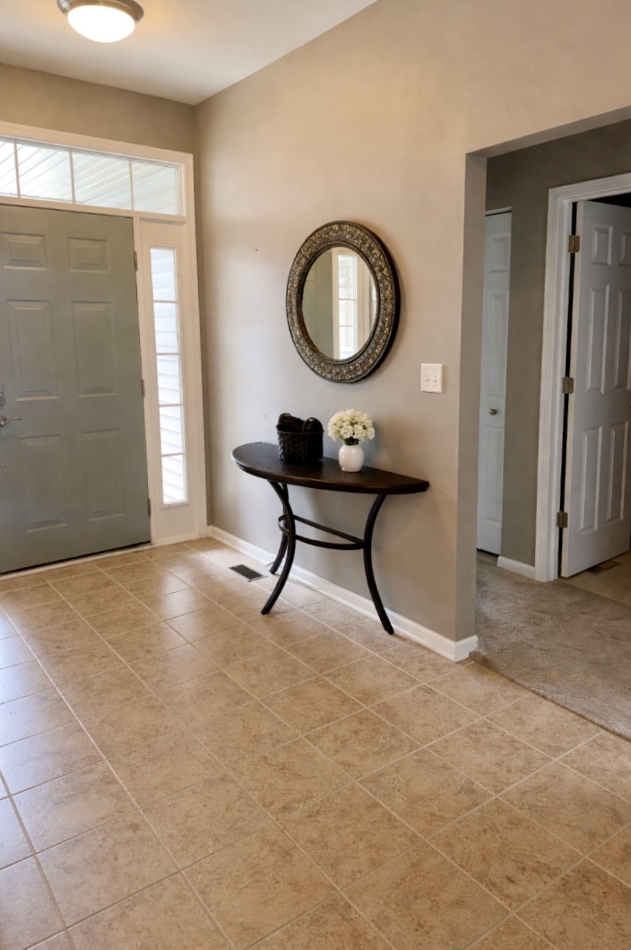 851 Autumn Grove Court, Round Lake, IL 60073