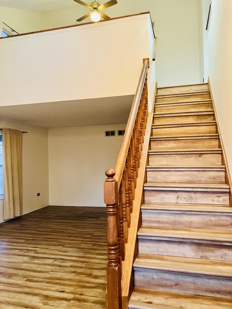 3524 Willowview Court, Aurora, IL 60504