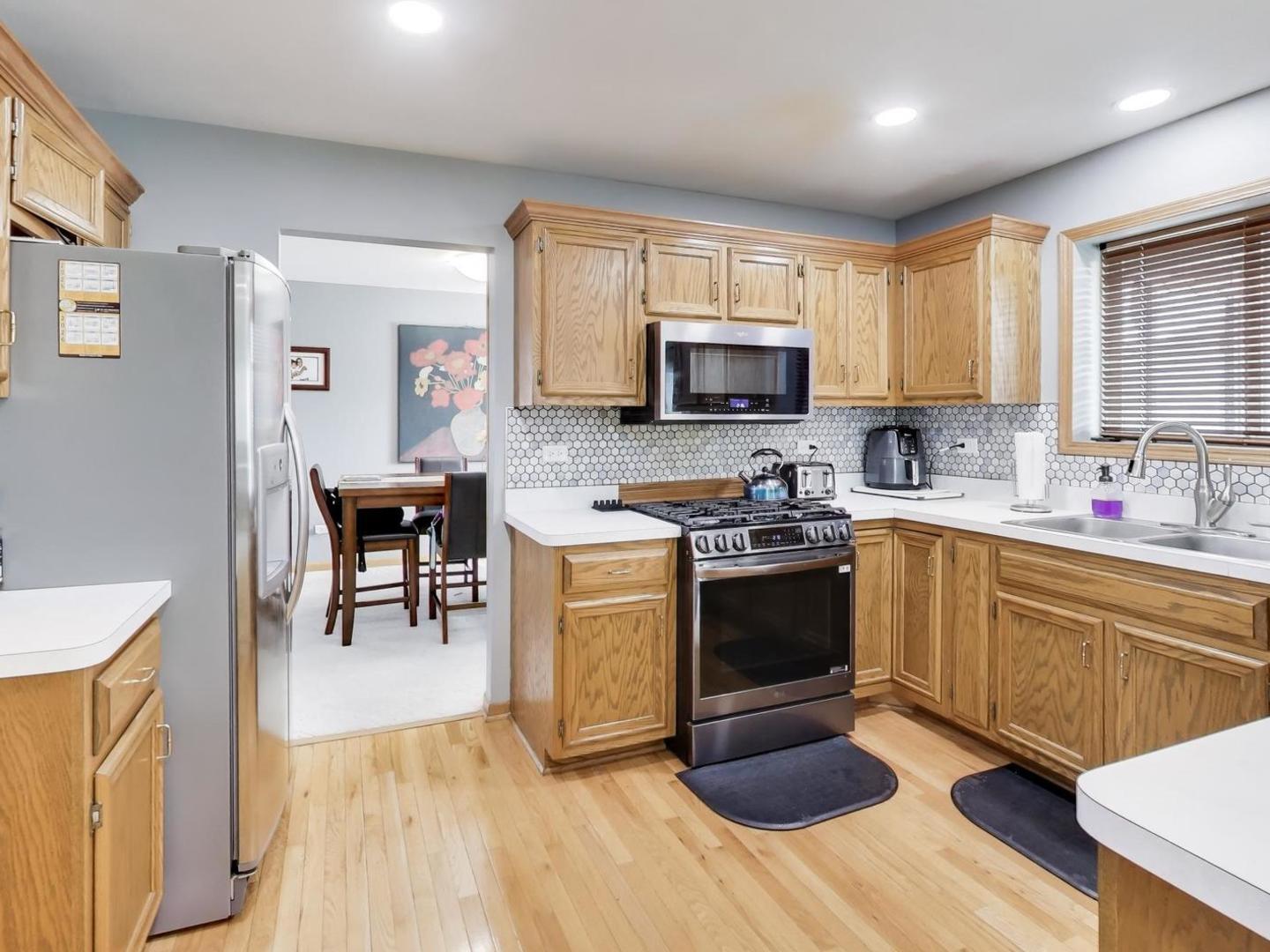 313 Fox Bend Circle, Bolingbrook, IL 60440