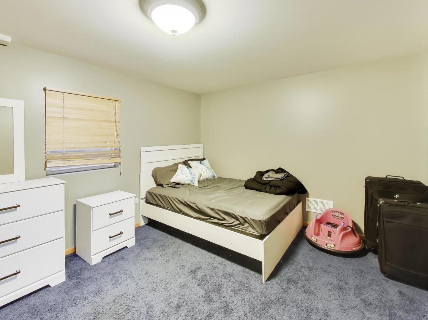 313 Fox Bend Circle, Bolingbrook, IL 60440