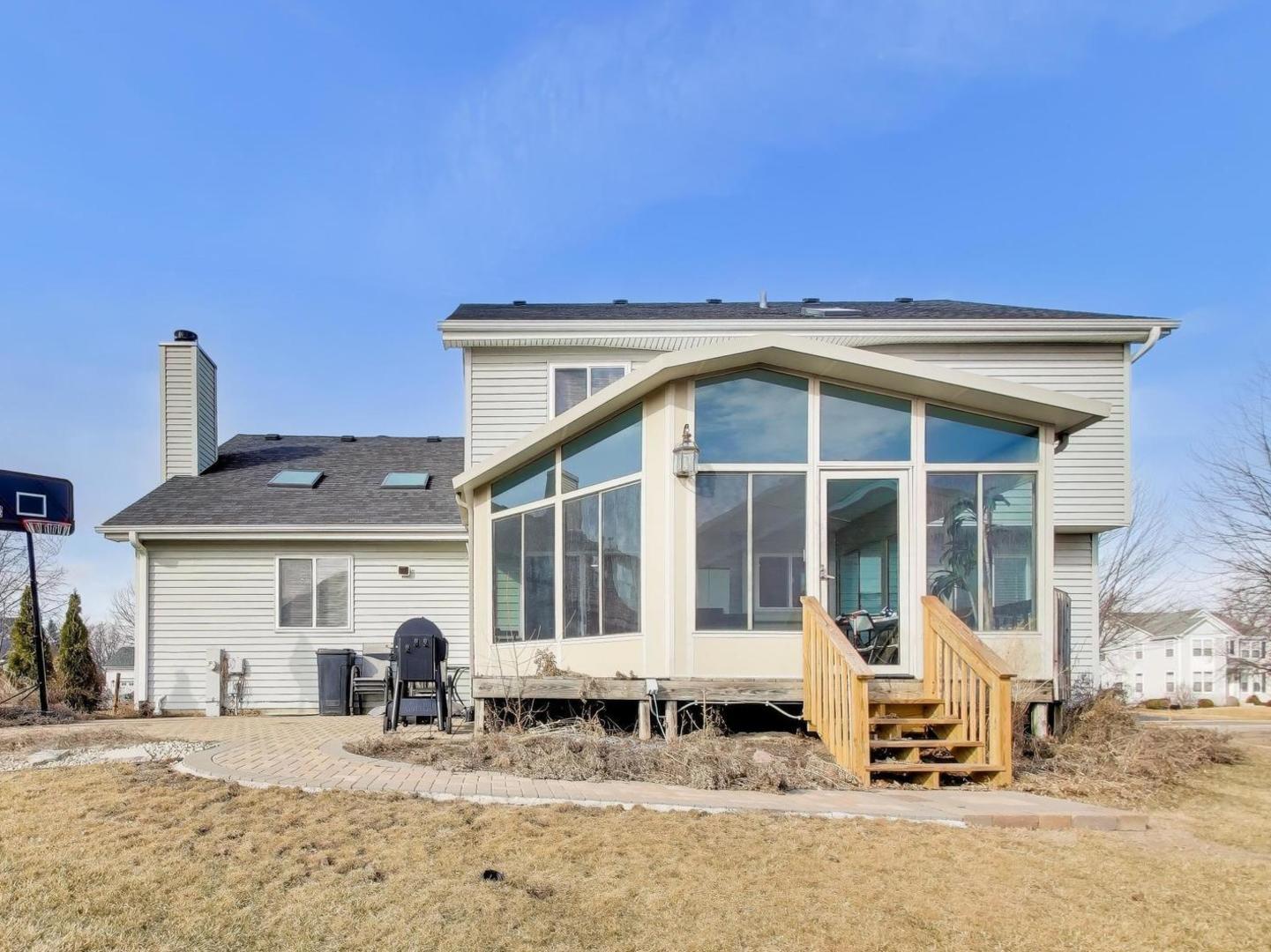 313 Fox Bend Circle, Bolingbrook, IL 60440