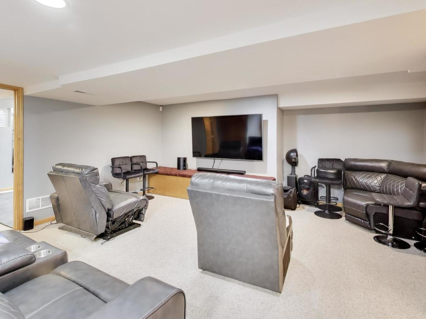 313 Fox Bend Circle, Bolingbrook, IL 60440