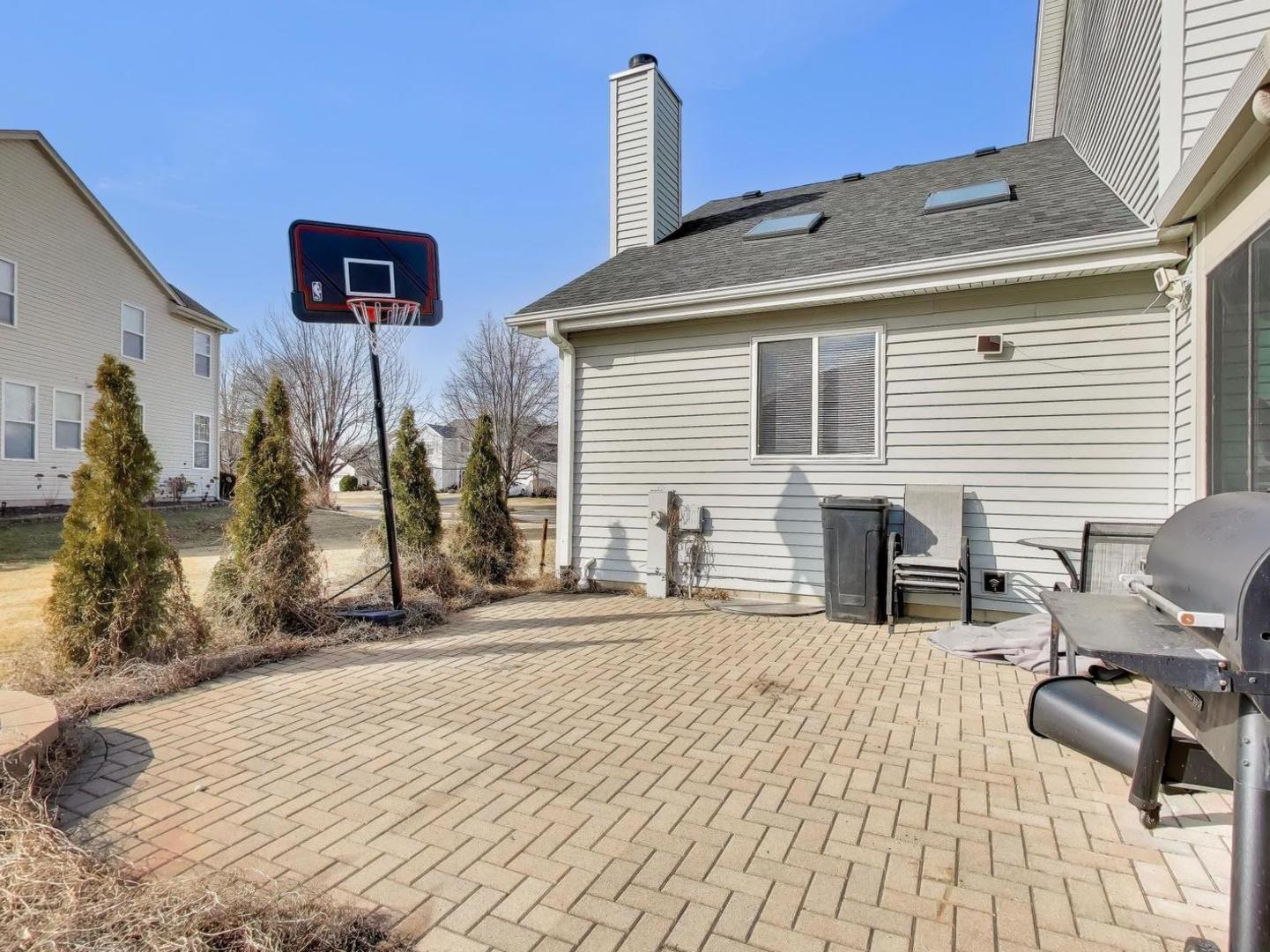 313 Fox Bend Circle, Bolingbrook, IL 60440