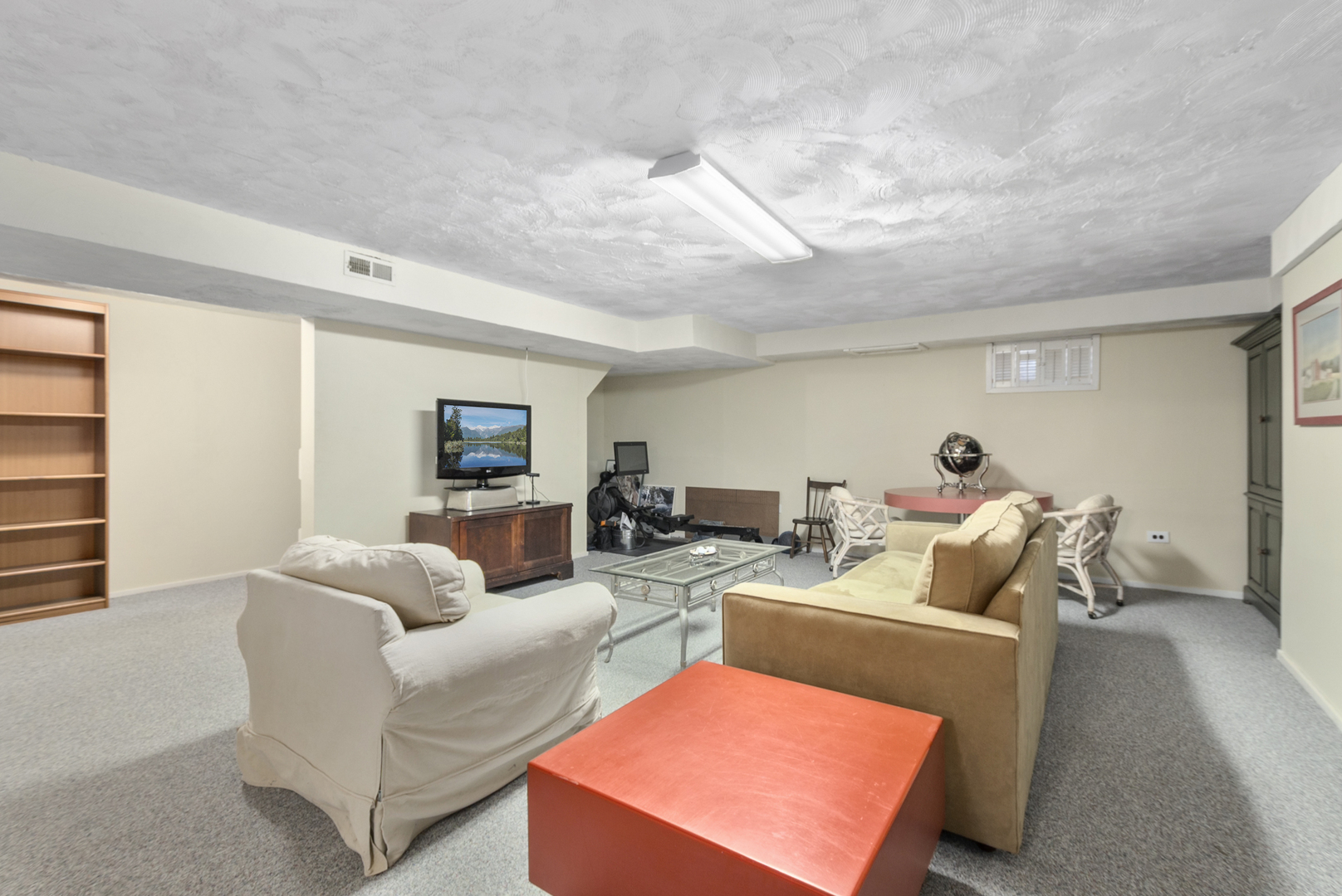 480 Nebraska B Court, Frankfort, IL 60423