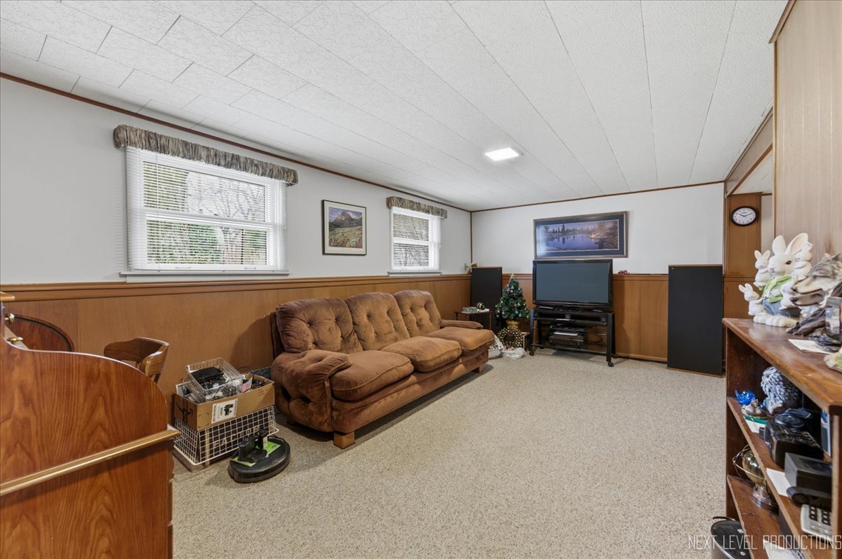 344 Sycamore Drive, Naperville, IL 60540