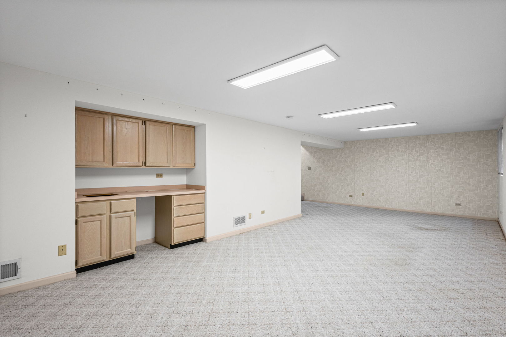 1029 Claremont Drive, Downers Grove, IL 60516