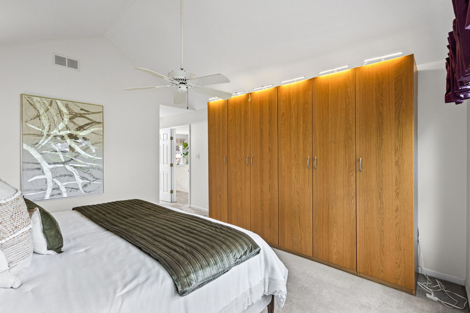 1029 Claremont Drive, Downers Grove, IL 60516