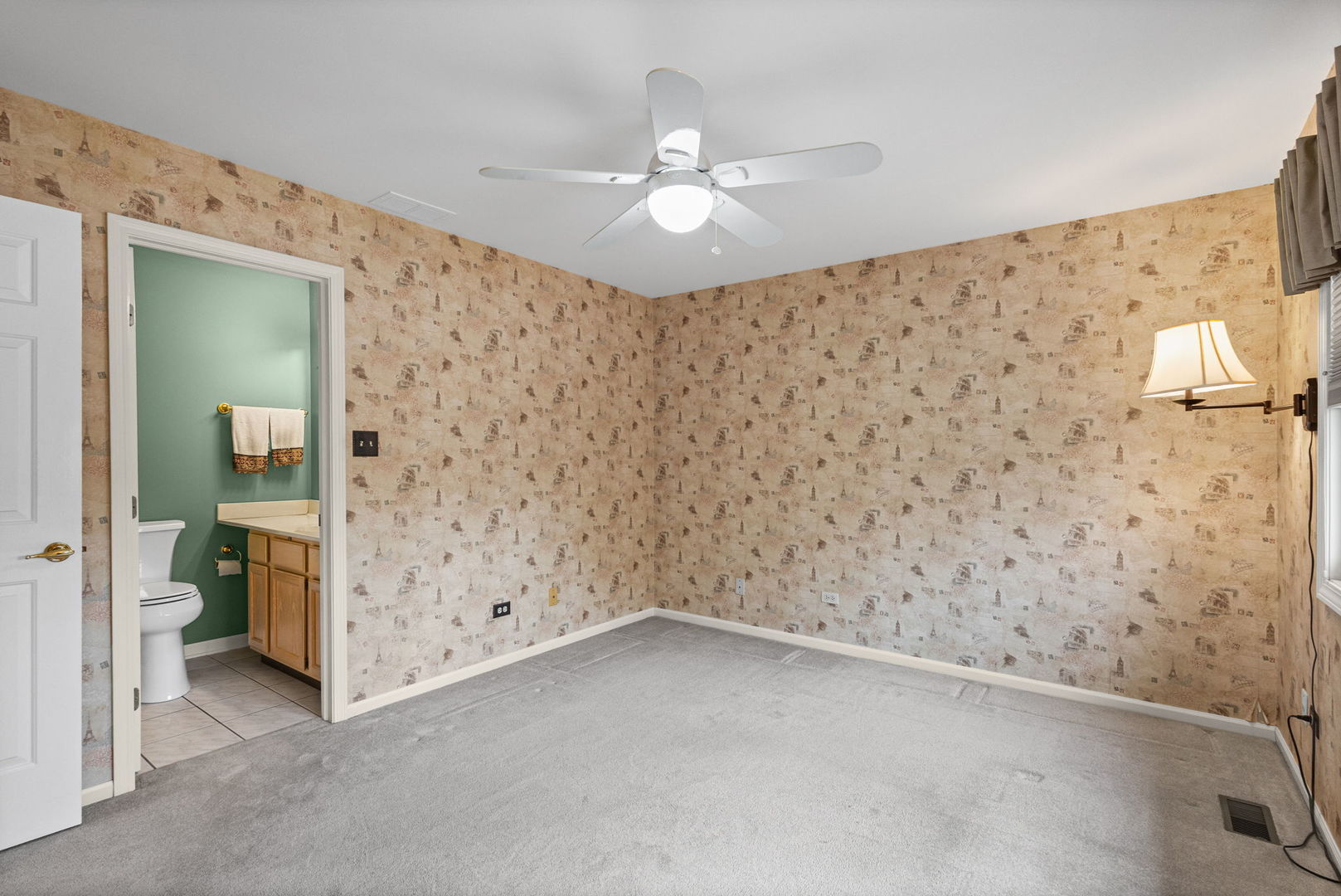 1029 Claremont Drive, Downers Grove, IL 60516