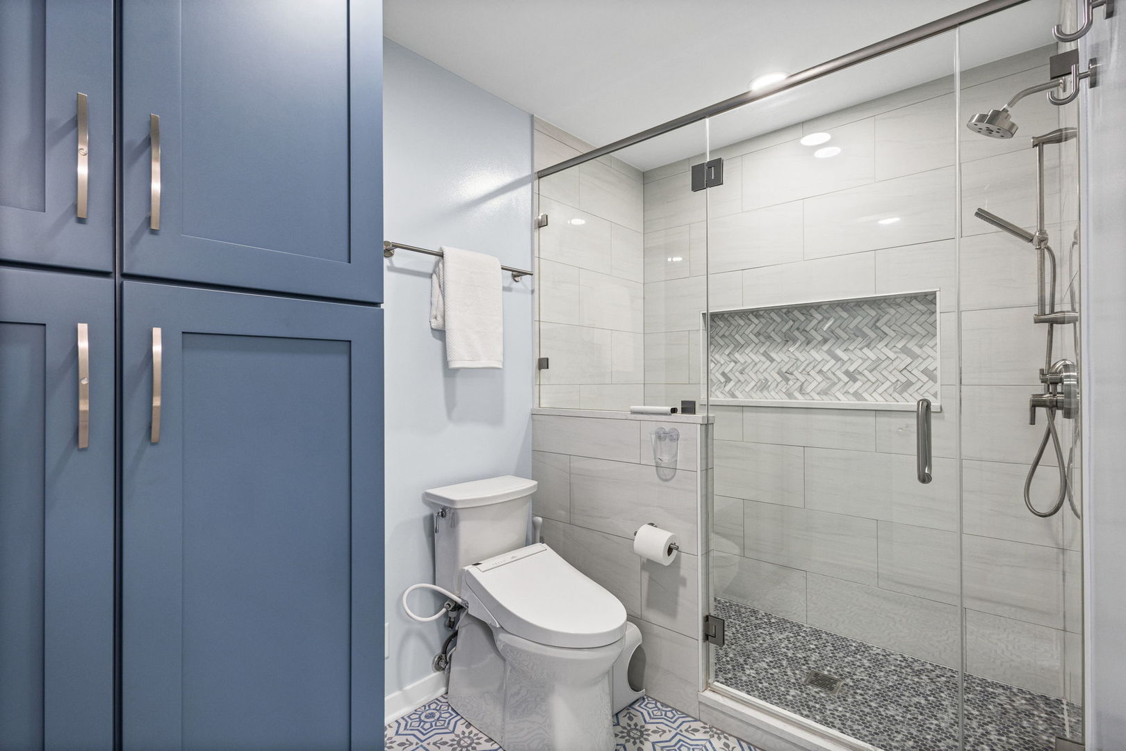 1029 Claremont Drive, Downers Grove, IL 60516