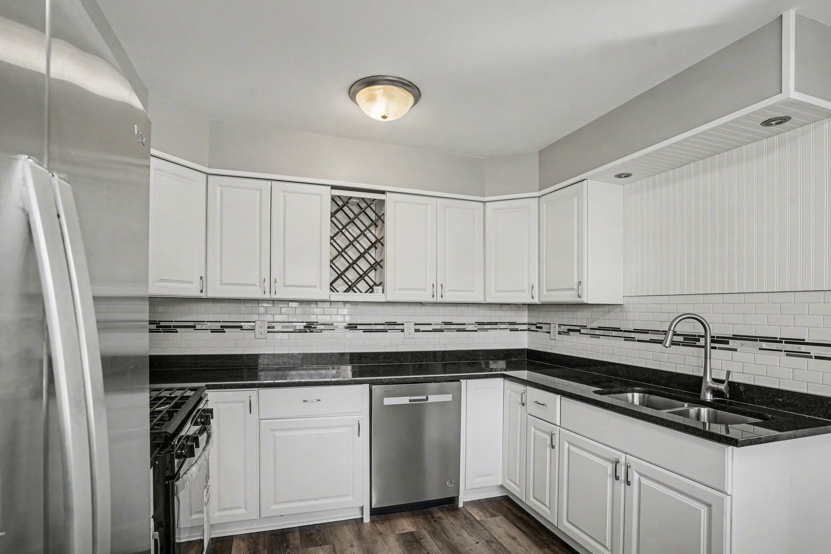 3041 Hopkins Street, Steger, IL 60475