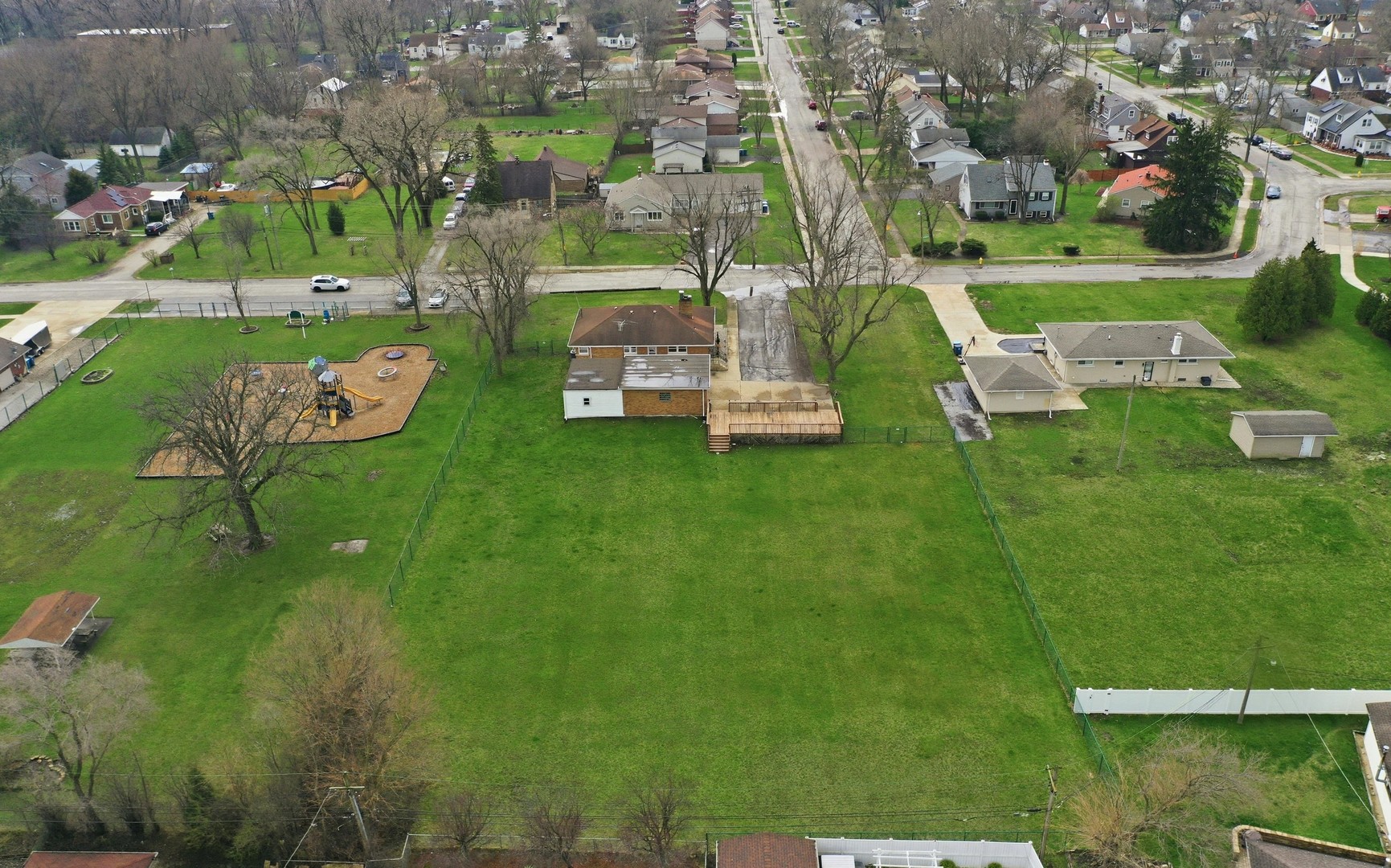 373 W Glengate Avenue, Chicago Heights, IL 60411