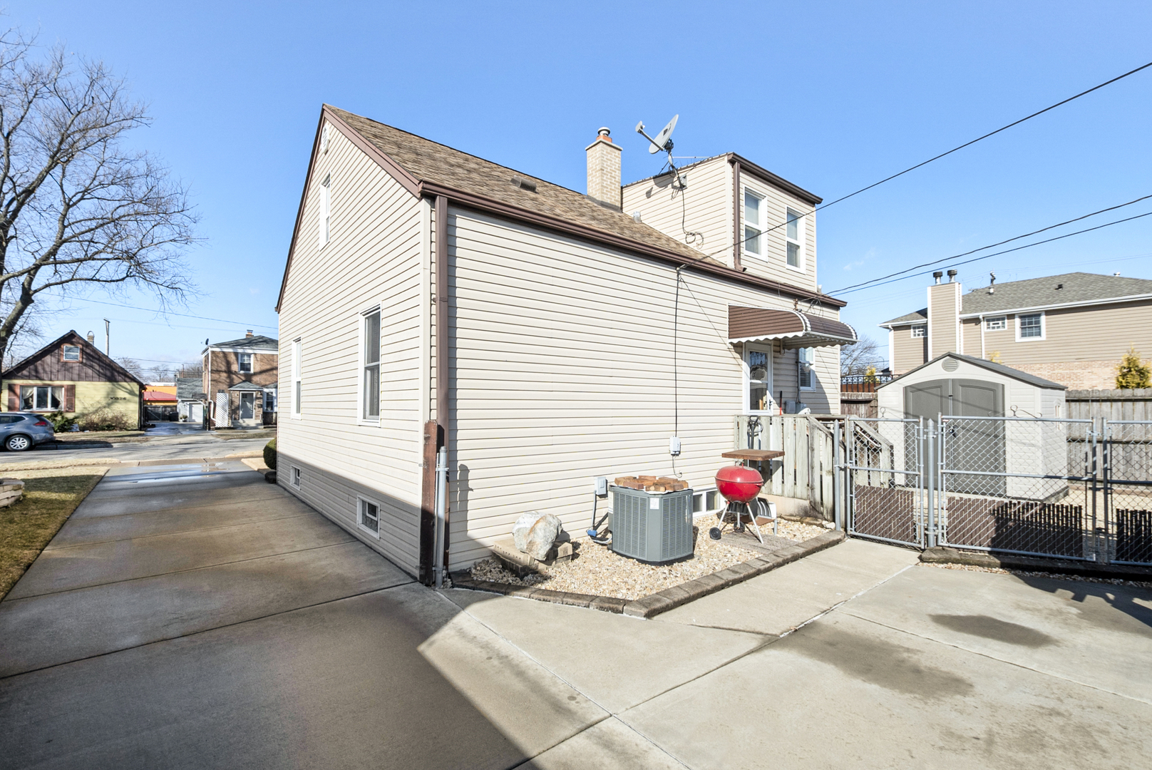 10323 S Troy Avenue, Chicago, IL 60655