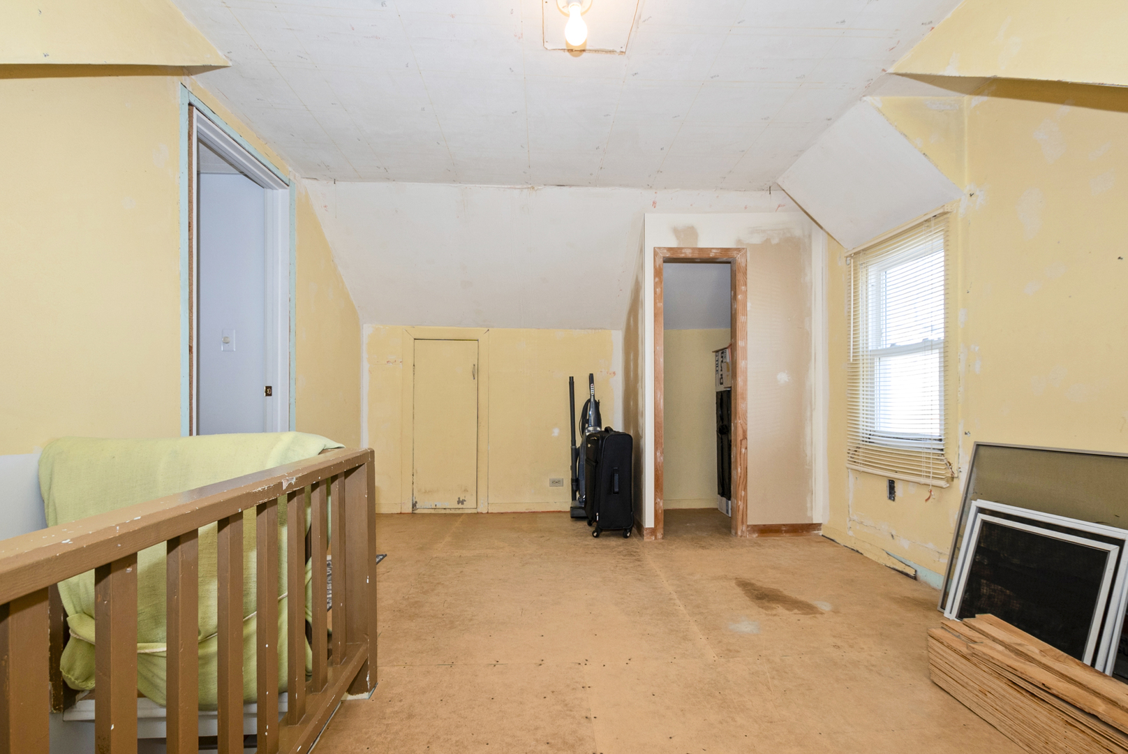 10323 S Troy Avenue, Chicago, IL 60655