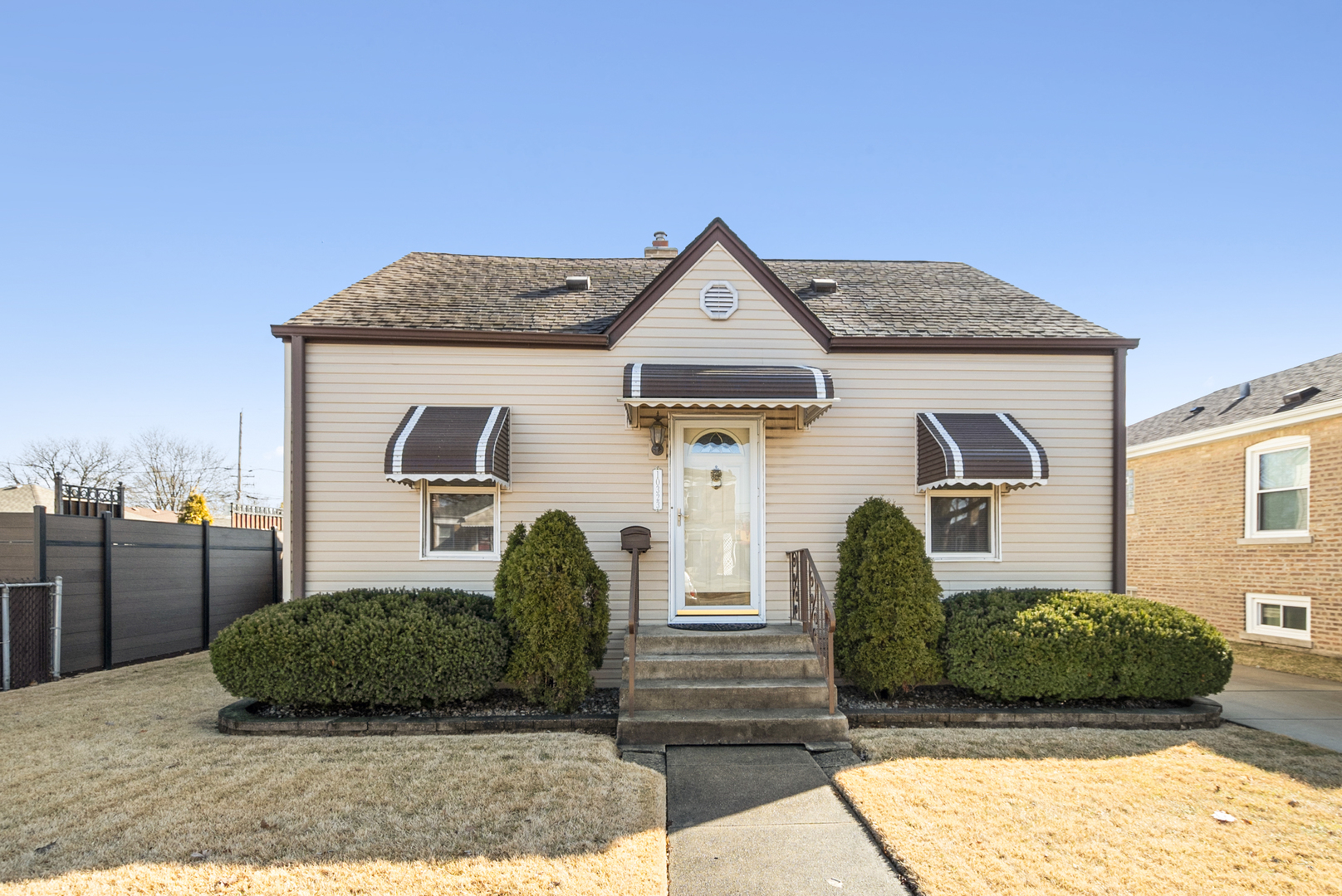 10323 S Troy Avenue, Chicago, IL 60655