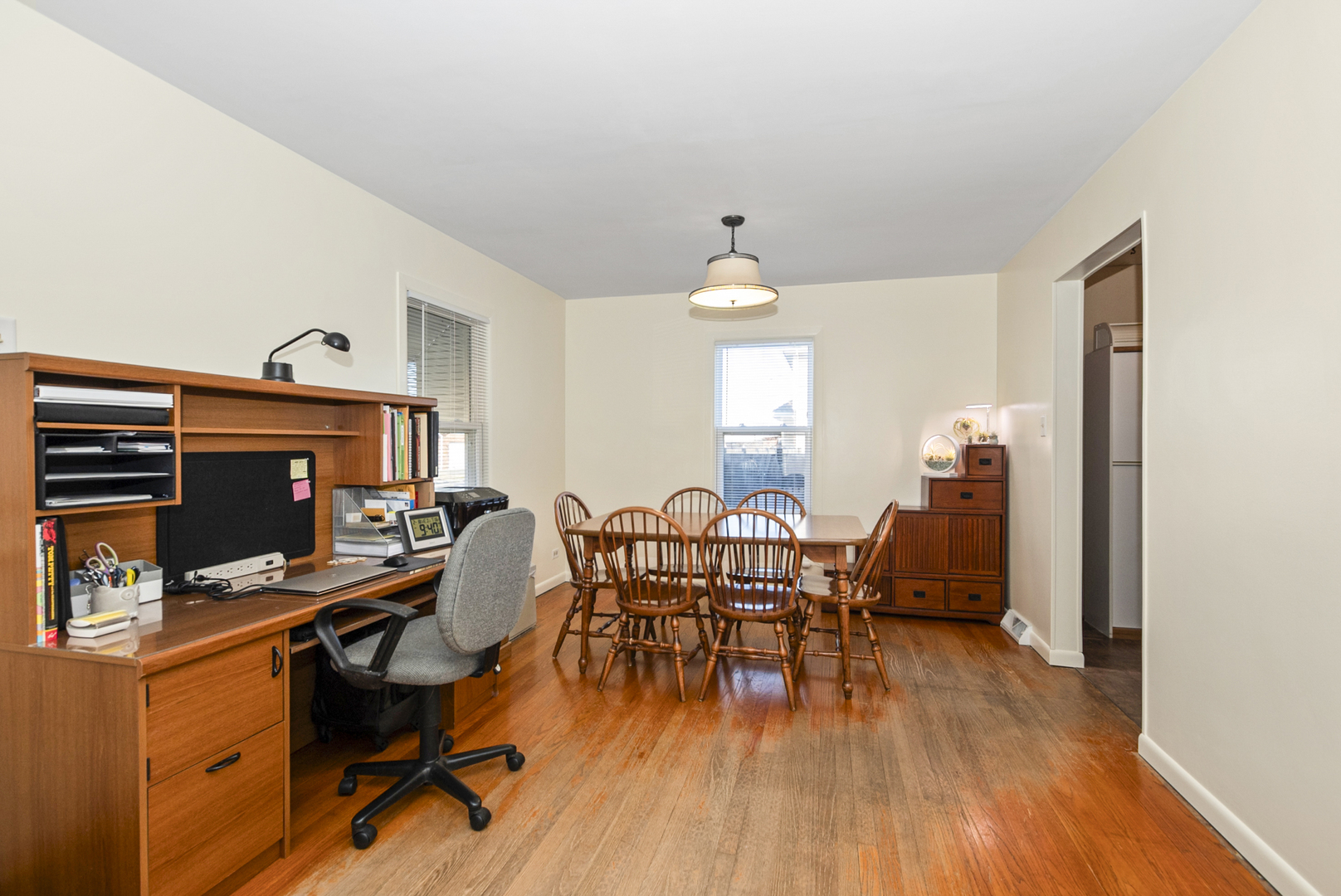 10323 S Troy Avenue, Chicago, IL 60655