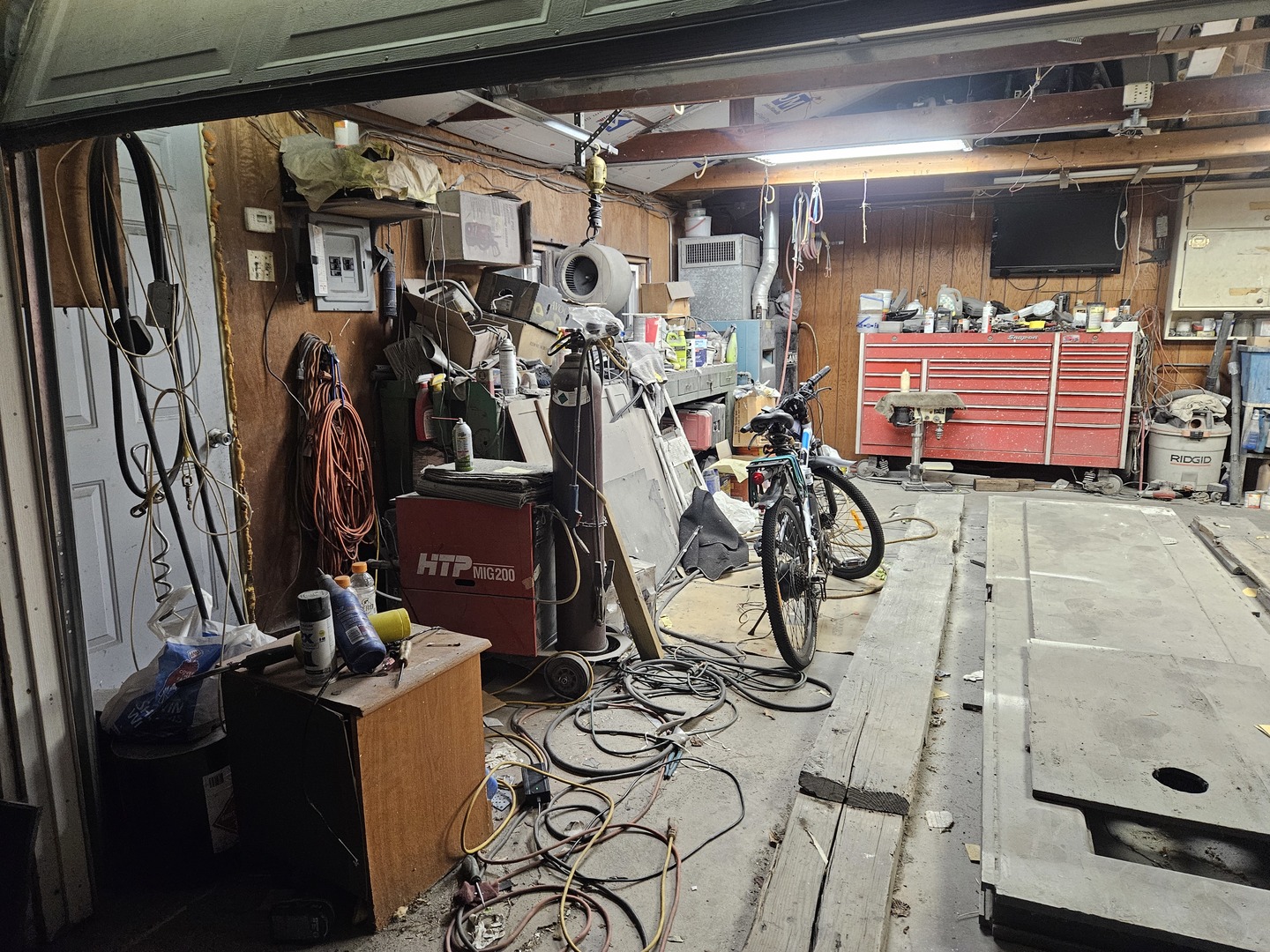 406 N Prospect Manor Avenue, Mount Prospect, IL 60056