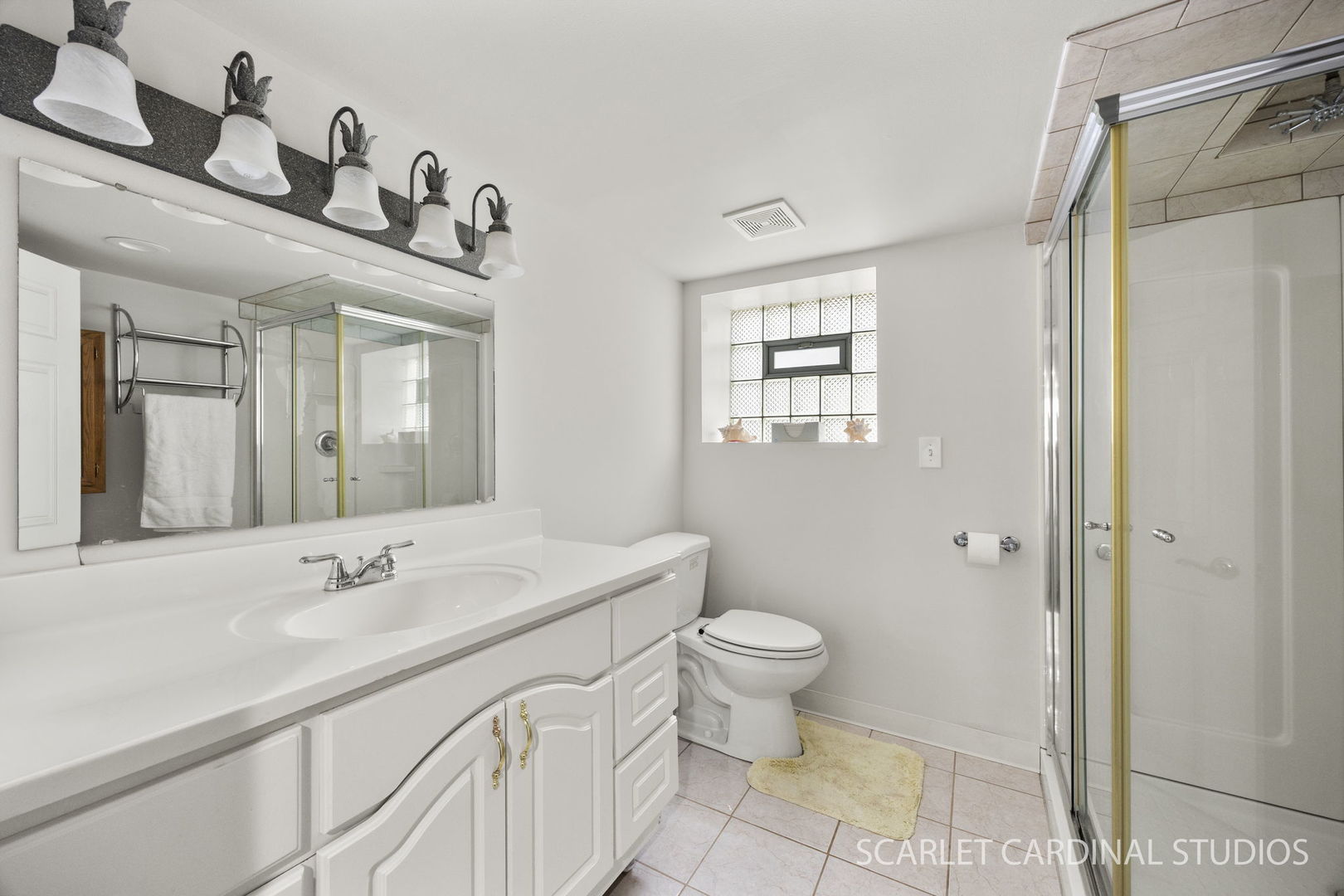 210 S Yale Avenue, Villa Park, IL 60181