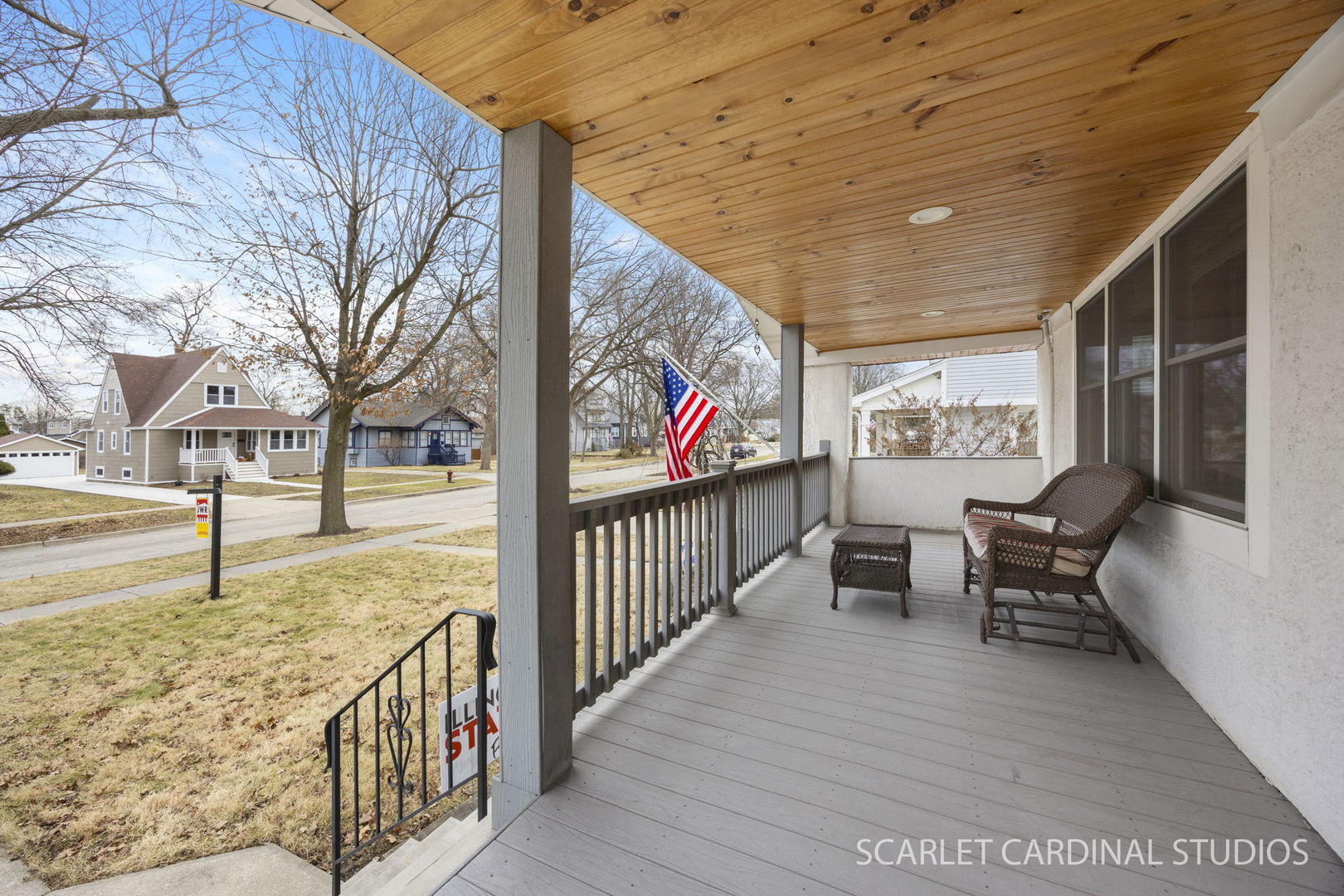 210 S Yale Avenue, Villa Park, IL 60181