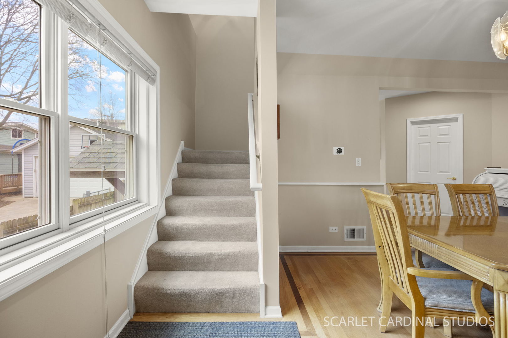 210 S Yale Avenue, Villa Park, IL 60181