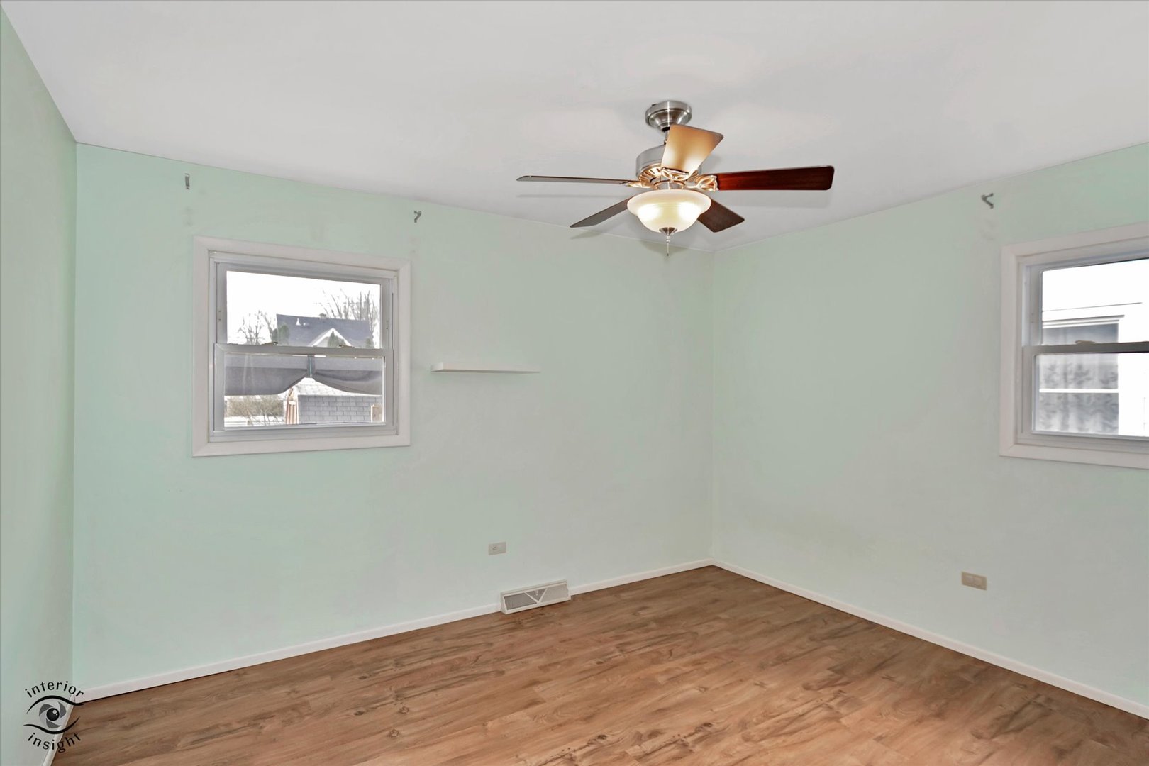 114 W Sumner Avenue, Peotone, IL 60468